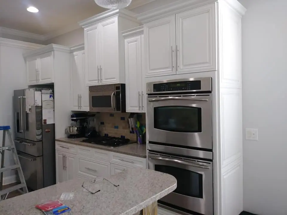 cabinet painting service