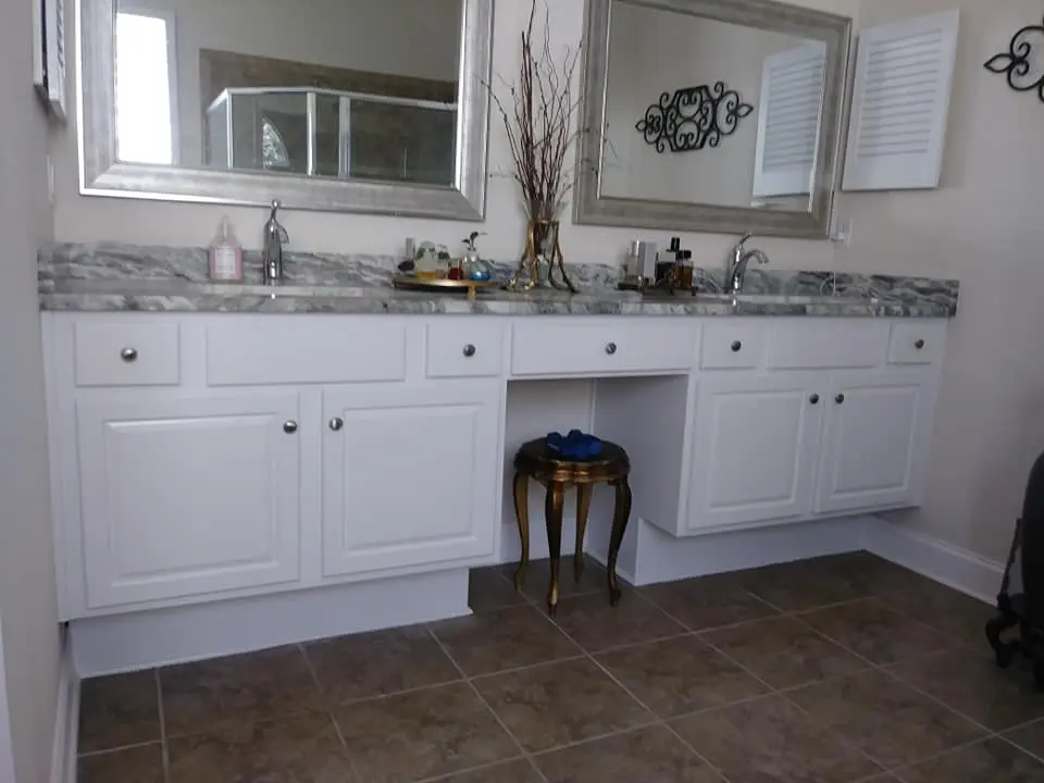Bathroom-Vanity-Painting